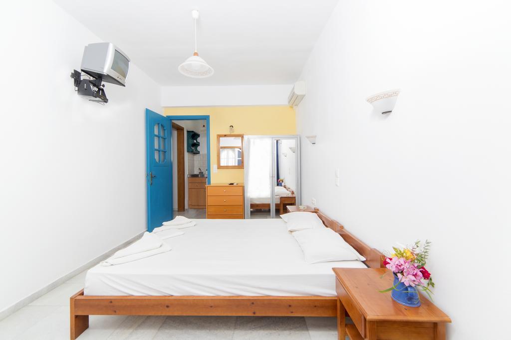 Astra Apartments Agios Prokopios  Værelse billede