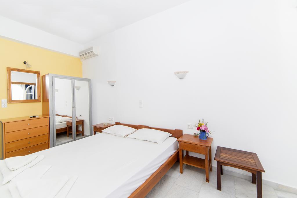 Astra Apartments Agios Prokopios  Værelse billede